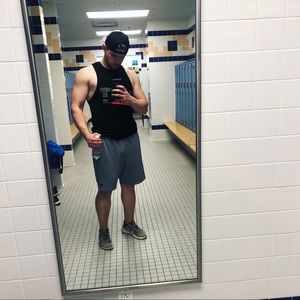 Meet your Posher, Charles